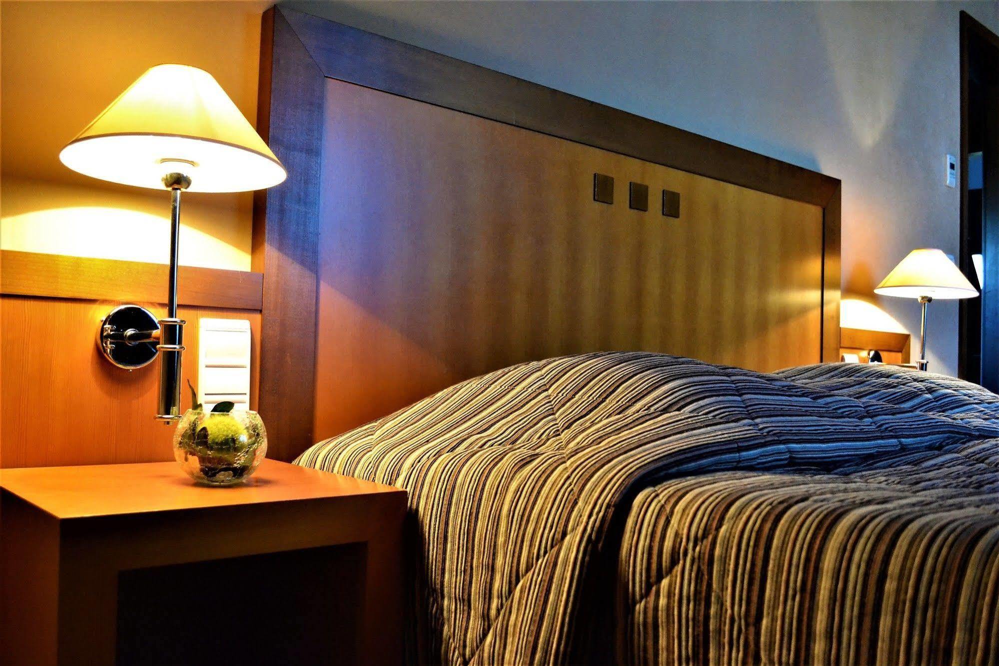 Aux Chants Des Oiseaux Hotel Ottrott Ngoại thất bức ảnh