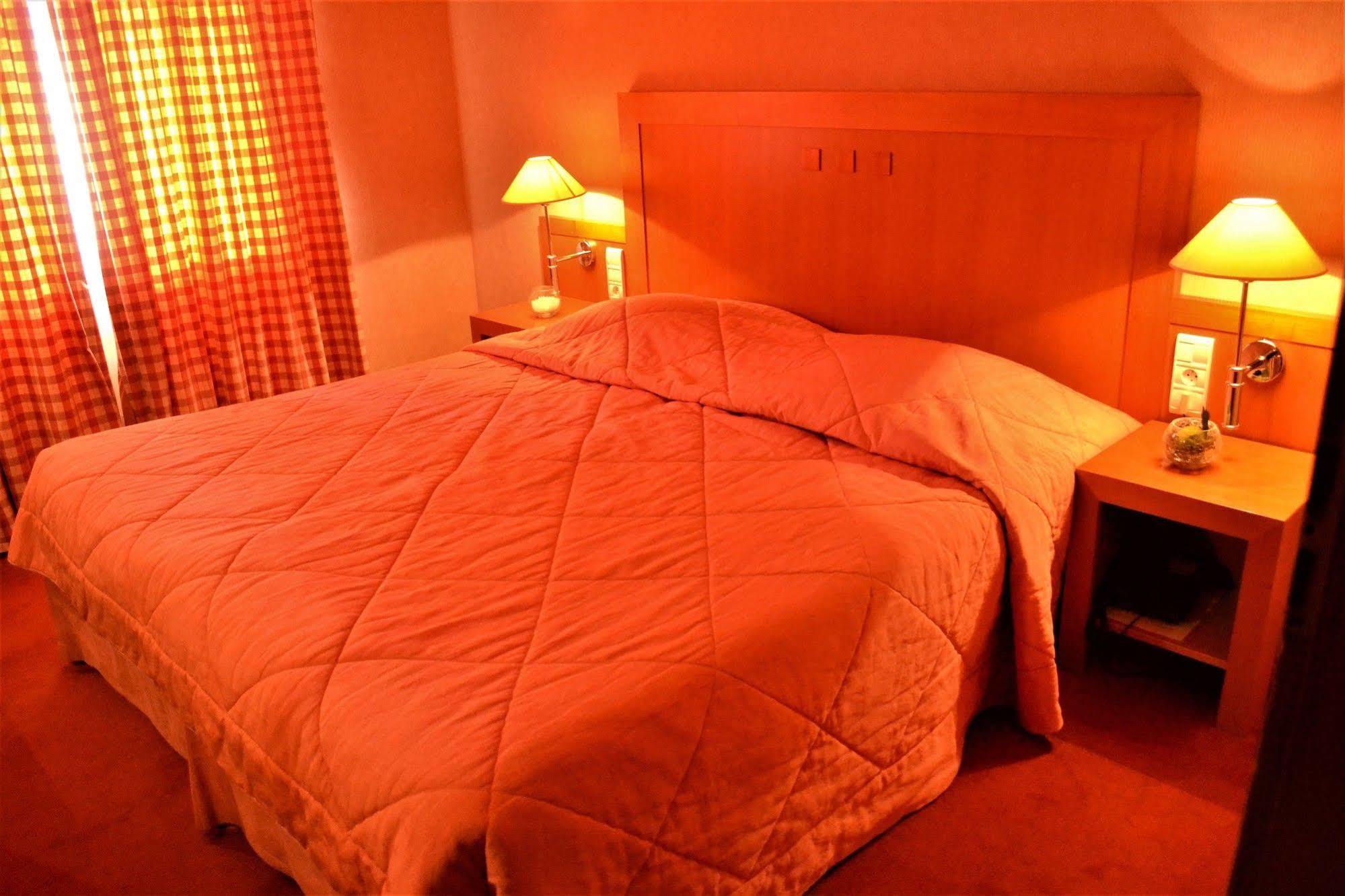 Aux Chants Des Oiseaux Hotel Ottrott Ngoại thất bức ảnh
