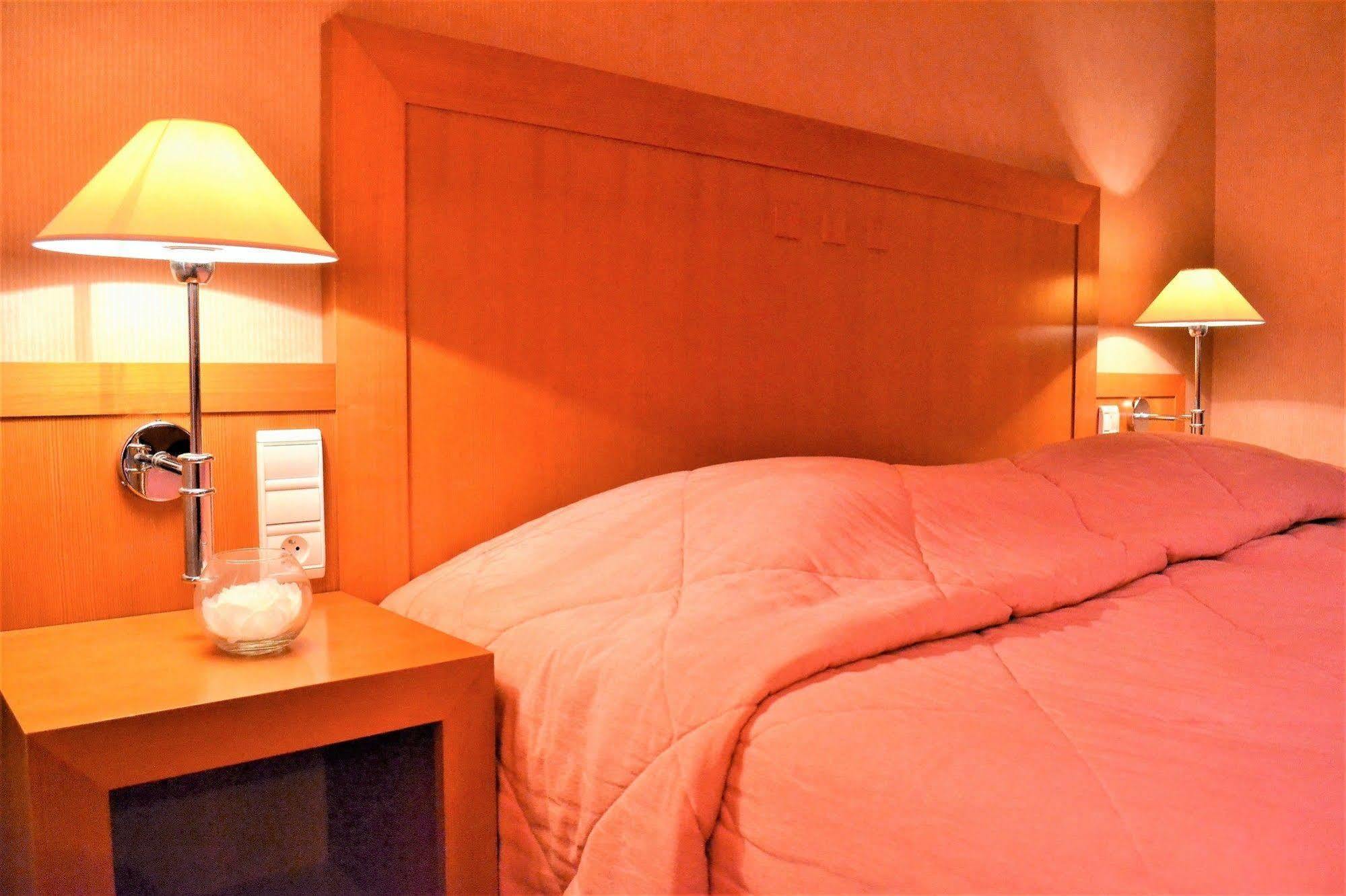 Aux Chants Des Oiseaux Hotel Ottrott Ngoại thất bức ảnh